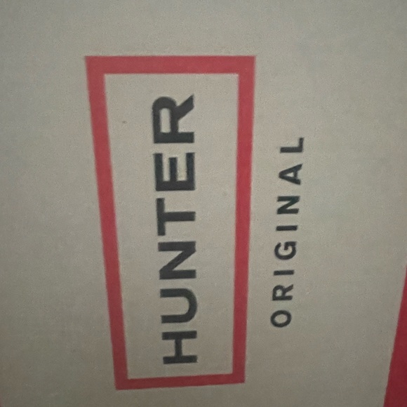 Furry winter snow boots - size 8 run a little sm, brand new never worn, Hunter - Picture 3 of 12